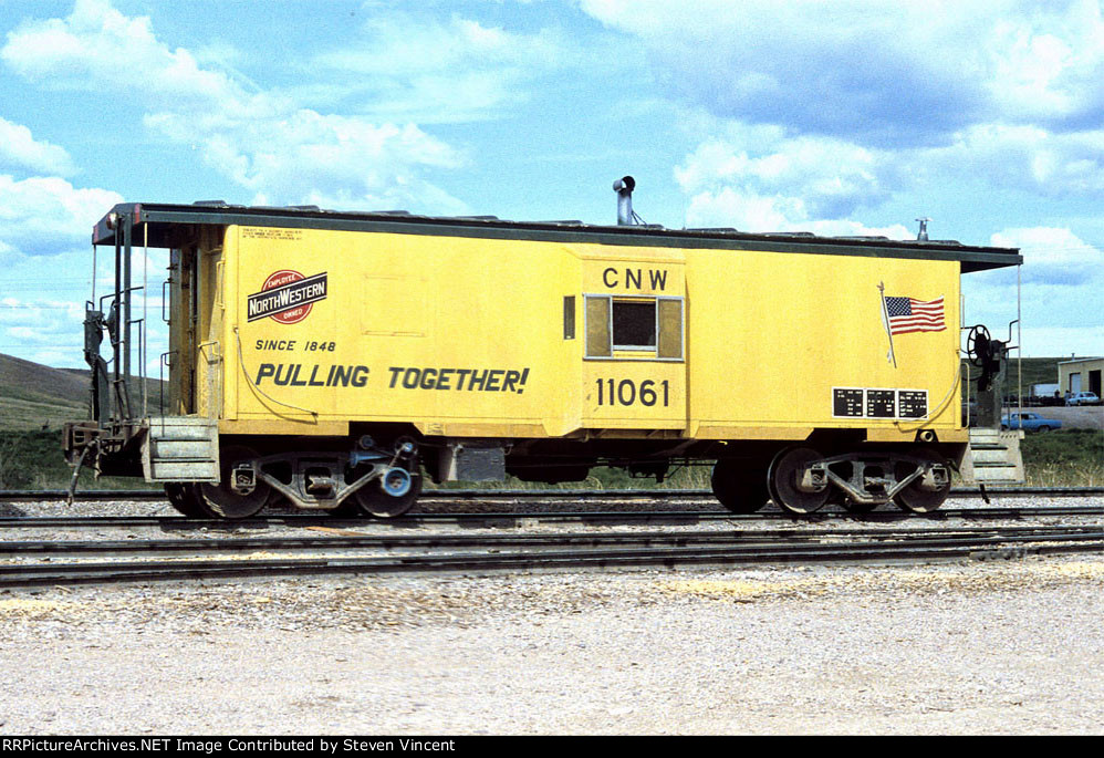 Chicago & Northwestern caboose CNW #11061